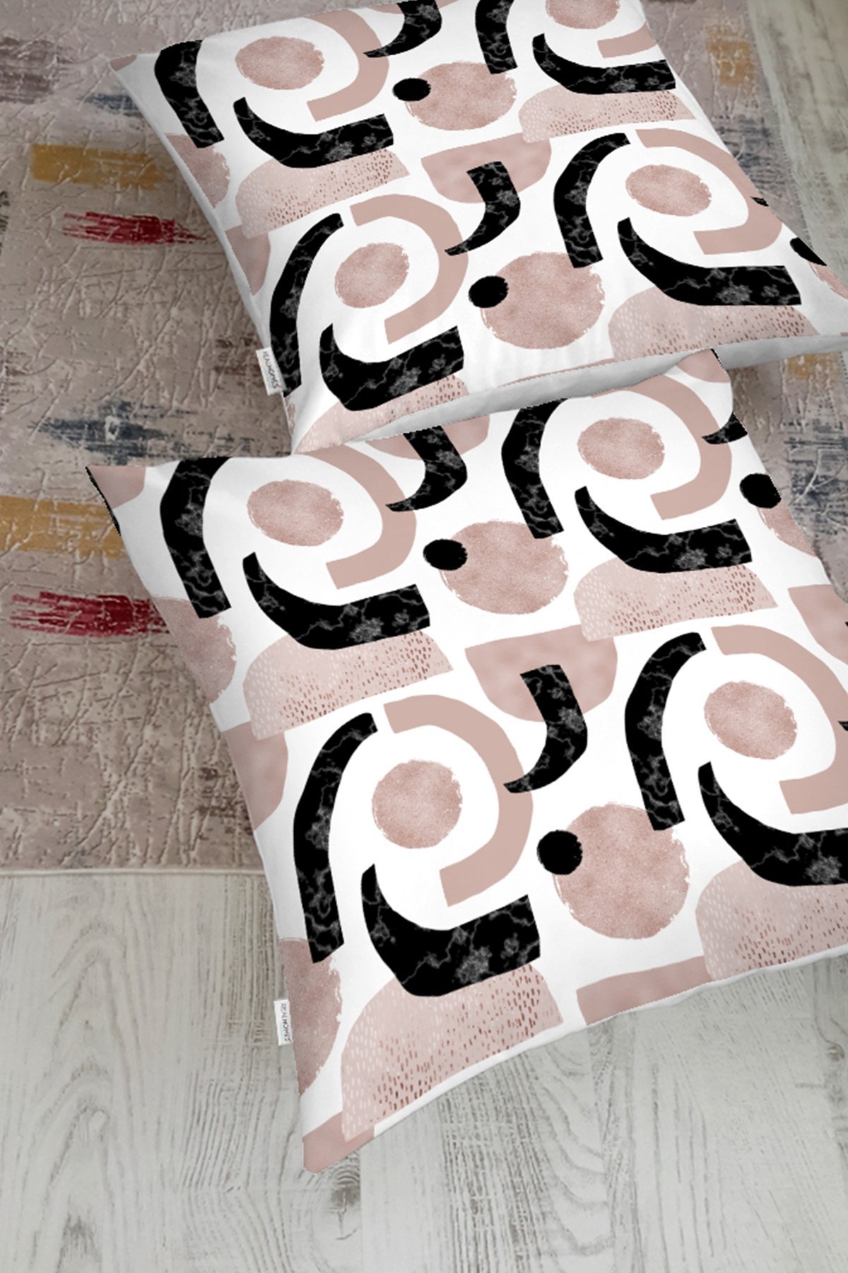 Rh-Yer-5309-Beyaz-Zeminde-Soyut-Geometrik-Çizim-Motifli-Yer-Minderi-1