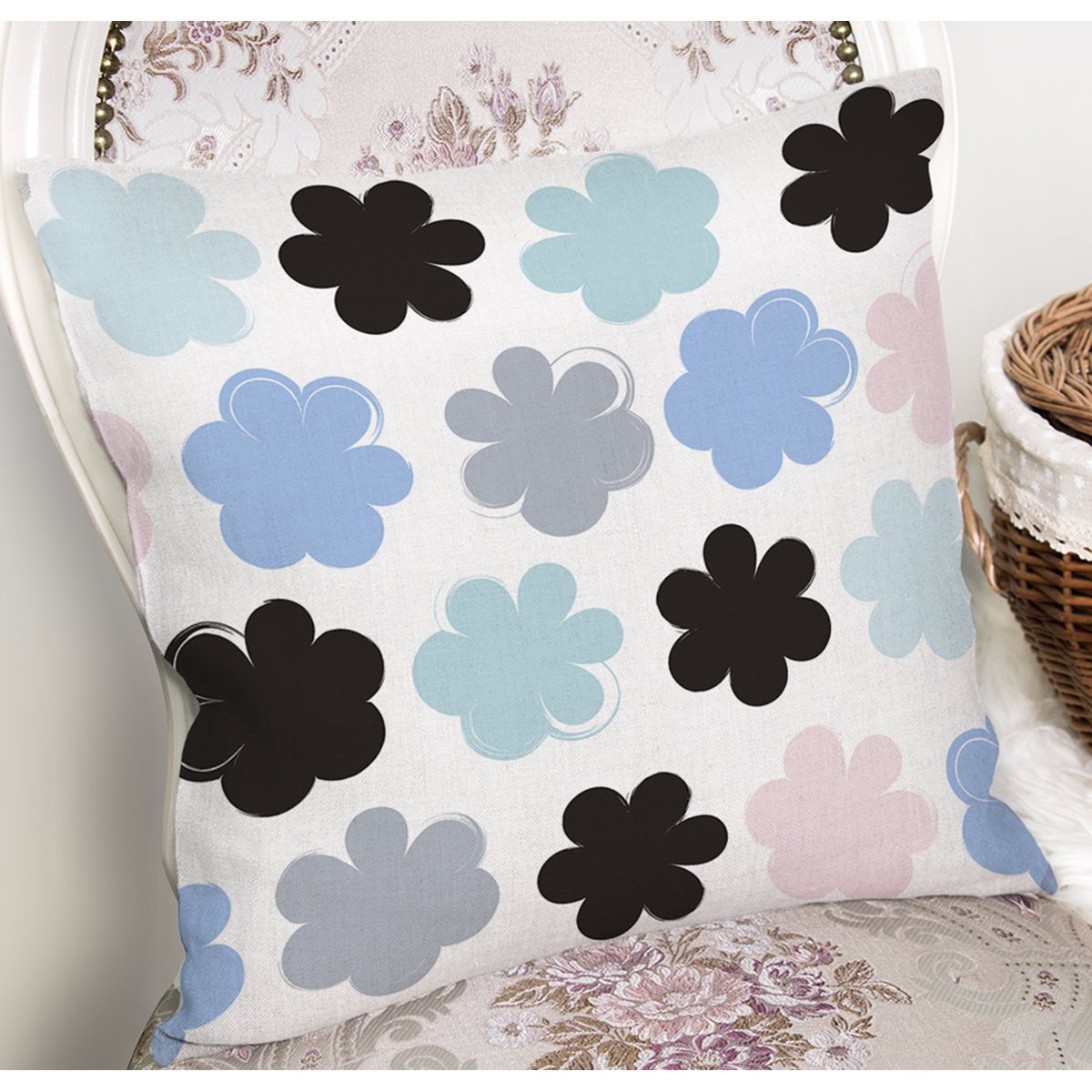 K7775-Beyaz-Zemin-Üzerinde-Renkli-Modern-Çiçek-Desenli-Modern-Yastık-Kırlent-Kılıfı-1