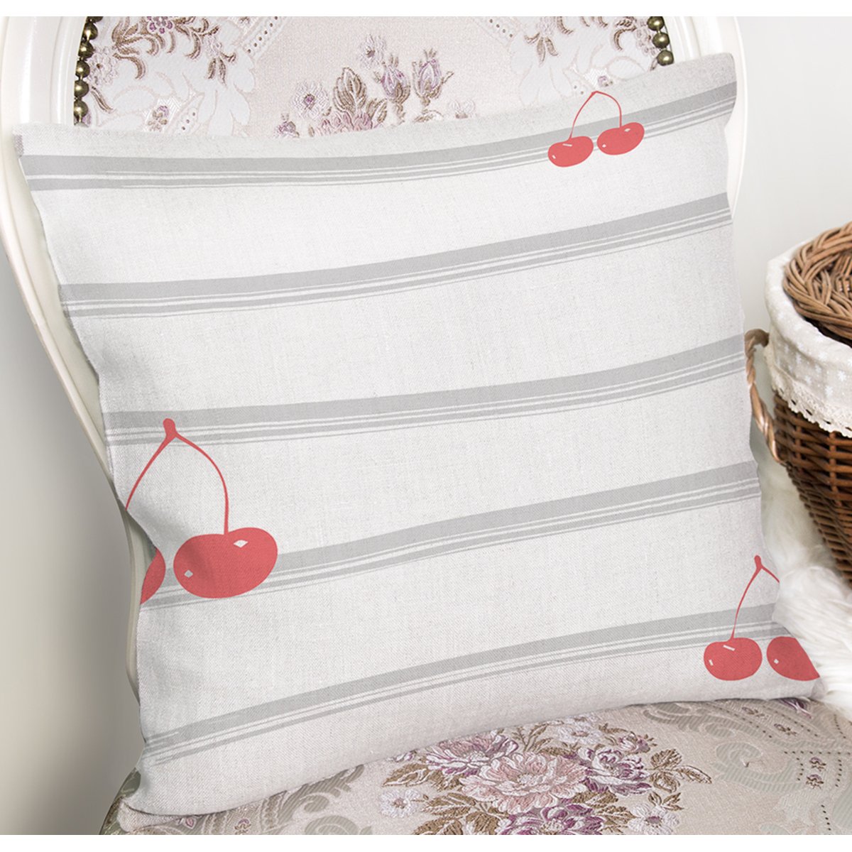 K7818-Beyaz-Zemin-Üzerinde-Gri-Modern-Çizgili-Kiraz-Desenli-Yastık-Kırlent-Kılıfı-1