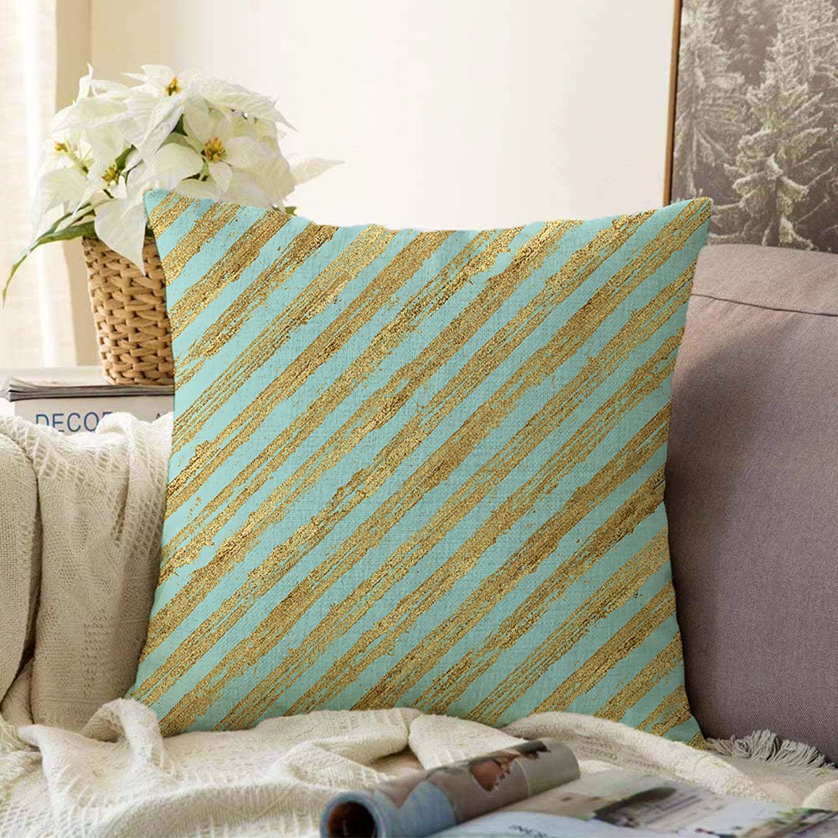 Sonil-K-8328-Çift-Taraflı-Renkli-Zemin-Üzerinde-Gold-Detaylı-Yatay-Çizgili-Modern-Şönil-Yastık-Kırlent-Kılıfı