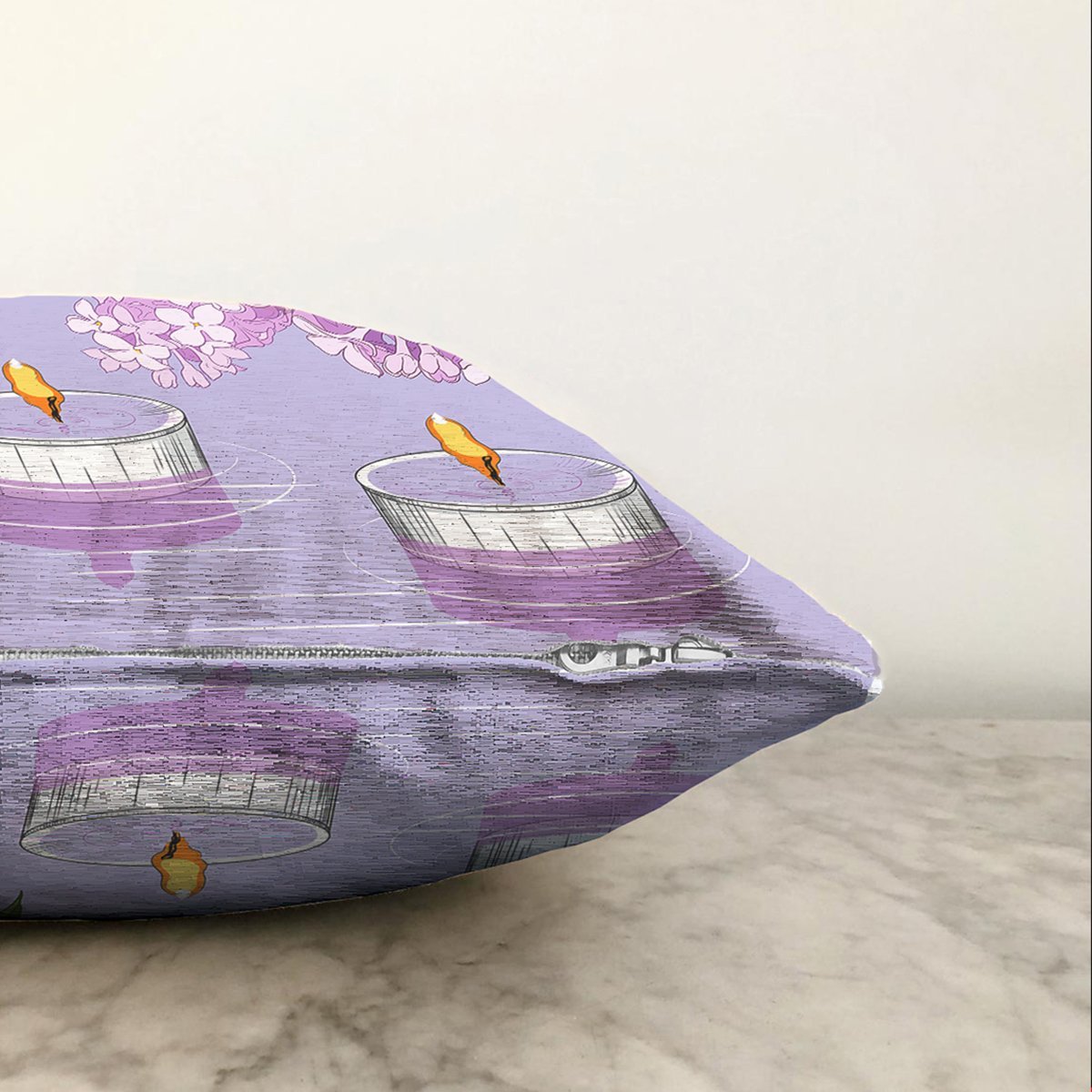 Sonil-K-8497-Çift-Taraflı-Renkli-Zemin-Üzerinde-Mum-Desenli-Çiçek-Motifli-Modern-Şönil-Yastık-Kırlent-Kılıfı-2