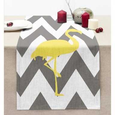 Flamingo Desenli Dekoratif Dikişli Şönil Runner